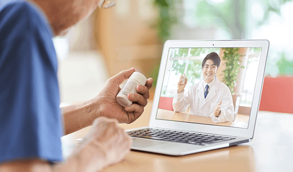 医療機関の緊急アラートを当直医に即通知